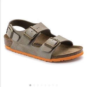 Boys Birkenstock Milano size 11 28 taupe